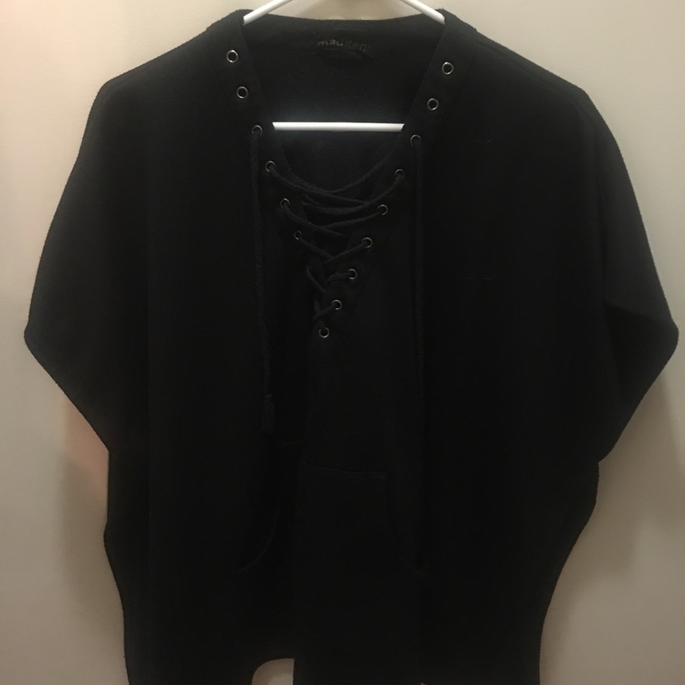 Poncho sweater